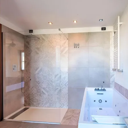 Villa Sg Luxury - Cleo *