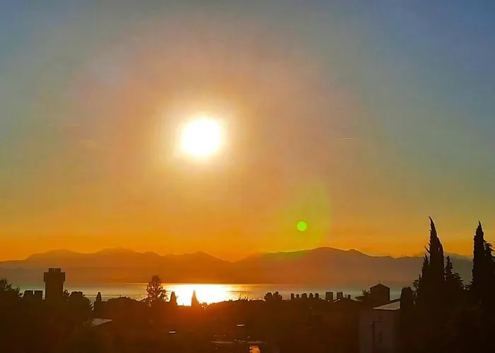 Sg Luxury - Cleo فيلة