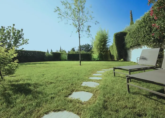 فيلة Sg Luxury - Cleo