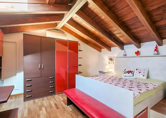 Sg Luxury - Cleo لاتيزي